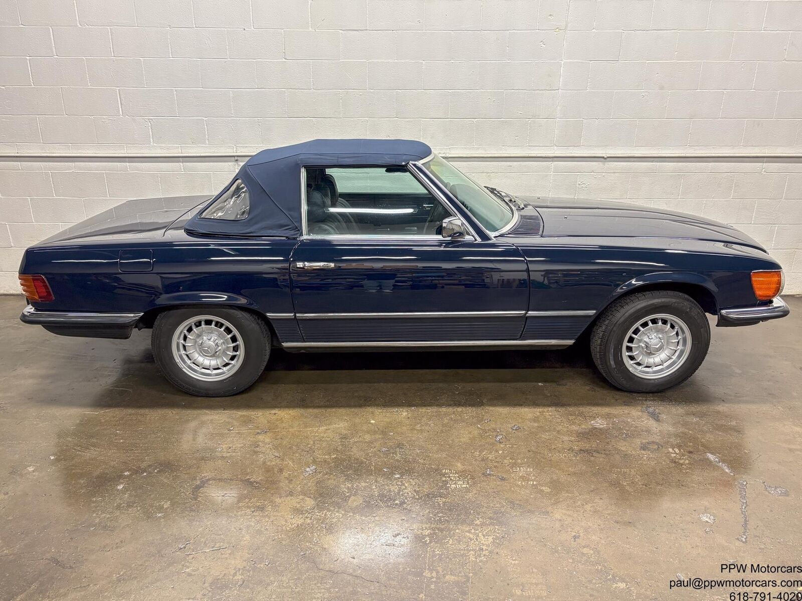 Mercedes-Benz-SL-Class-Cabriolet-1973-Blue-Blue-79447-27