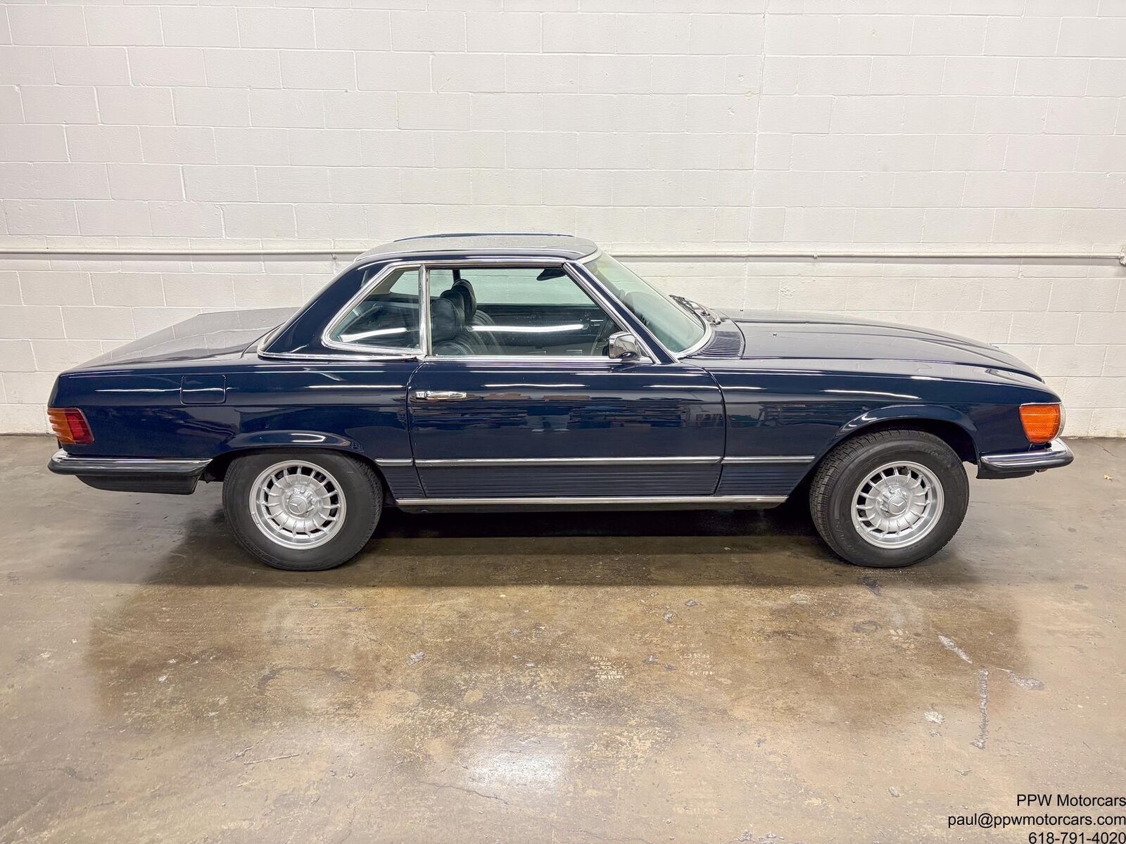 Mercedes-Benz-SL-Class-Cabriolet-1973-Blue-Blue-79447-33