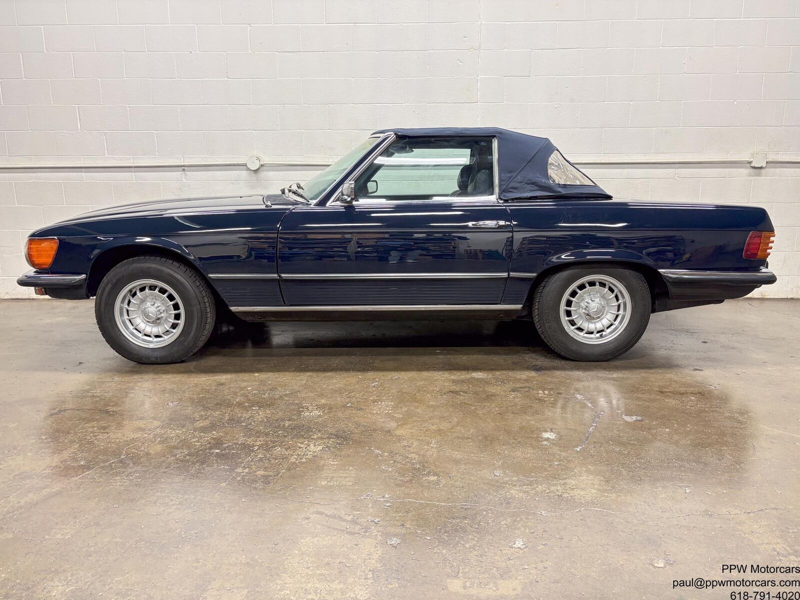 Mercedes-Benz-SL-Class-Cabriolet-1973-Blue-Blue-79447-6