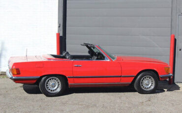 Mercedes-Benz-SL-Class-Cabriolet-1973-Red-Black-26627-9