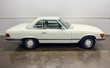 Mercedes-Benz-SL-Class-Cabriolet-1973-White-Parchment-107530-37