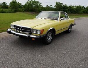 Mercedes-Benz-SL-Class-Cabriolet-1975-Yellow-Tan-137406-1