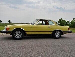 Mercedes-Benz-SL-Class-Cabriolet-1975-Yellow-Tan-137406-2