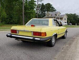 Mercedes-Benz-SL-Class-Cabriolet-1975-Yellow-Tan-137406-4