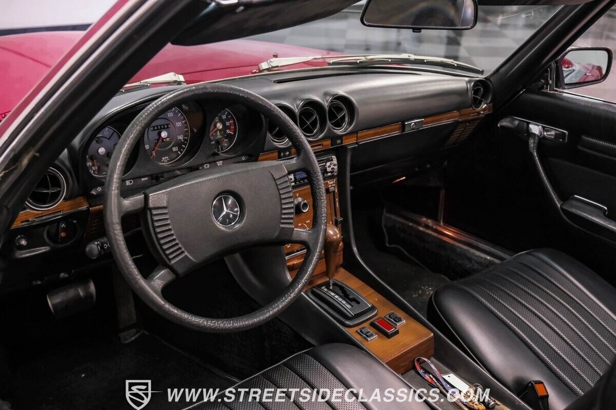 Mercedes-Benz-SL-Class-Cabriolet-1976-Red-Black-75885-4