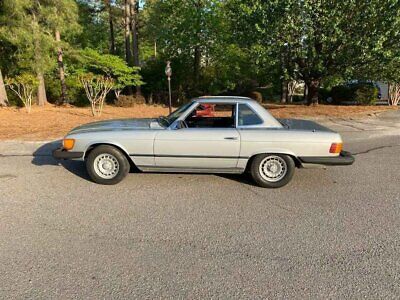 Mercedes-Benz-SL-Class-Cabriolet-1976-Silver-Black-153261-7