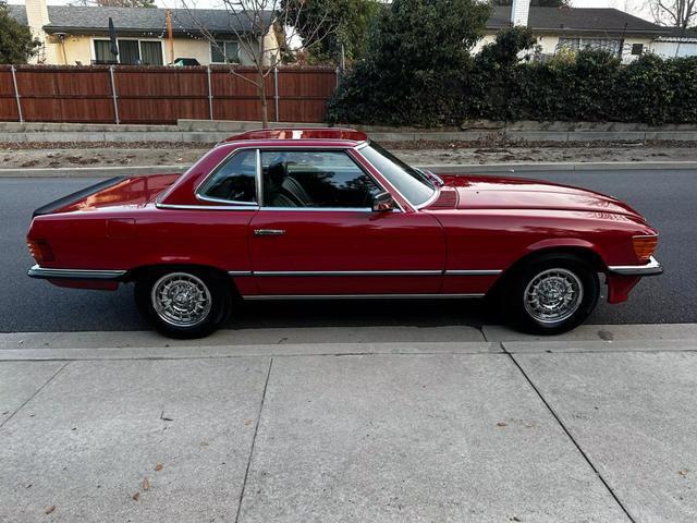 Mercedes-Benz-SL-Class-Cabriolet-1979-Red-Black-125563-13