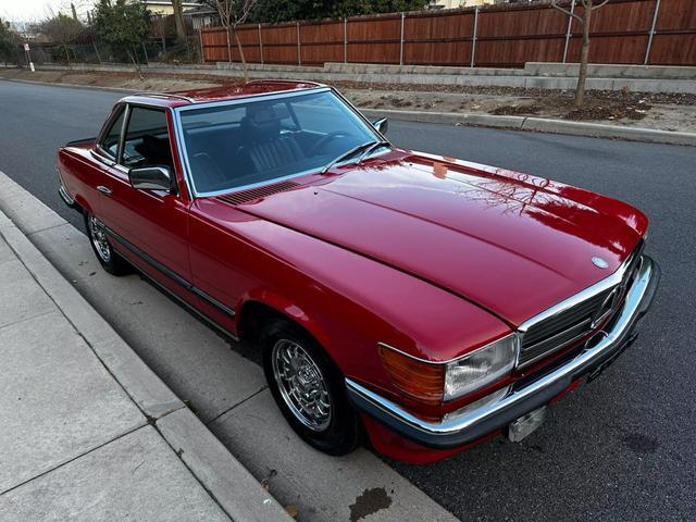 Mercedes-Benz-SL-Class-Cabriolet-1979-Red-Black-125563-14