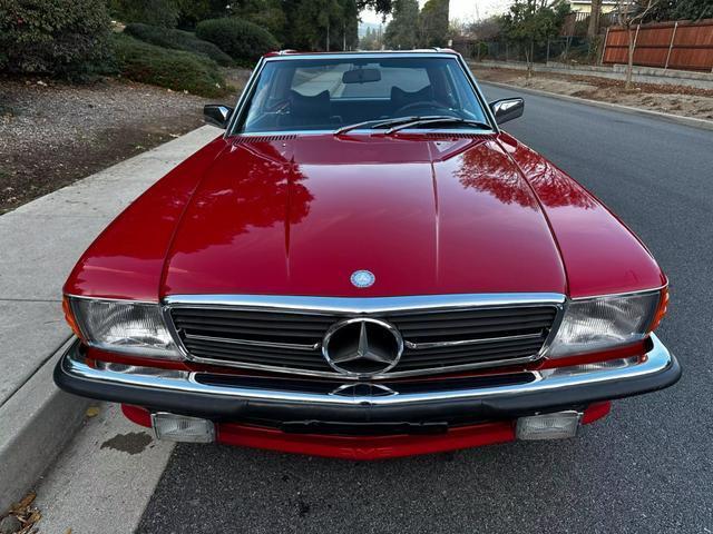 Mercedes-Benz-SL-Class-Cabriolet-1979-Red-Black-125563-16