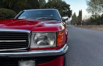 Mercedes-Benz-SL-Class-Cabriolet-1979-Red-Black-125563-18