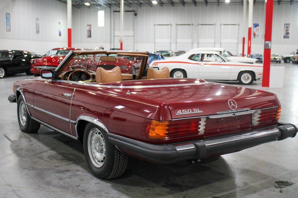 Mercedes-Benz-SL-Class-Cabriolet-1979-Red-SaffronBamboo-178156-3