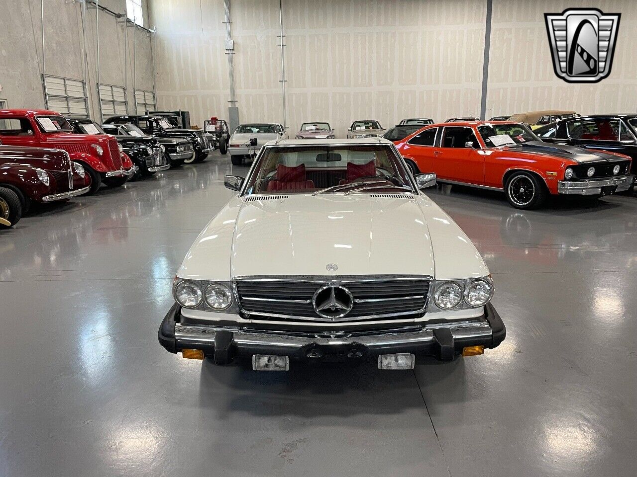 Mercedes-Benz-SL-Class-Cabriolet-1979-White-Red-132055-2