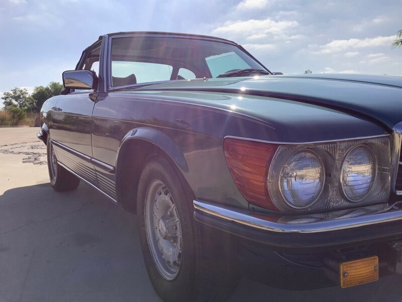 Mercedes-Benz-SL-Class-Cabriolet-1980-Green-Tan-129087-9