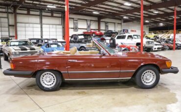 Mercedes-Benz-SL-Class-Cabriolet-1980-Red-Tan-209997-9