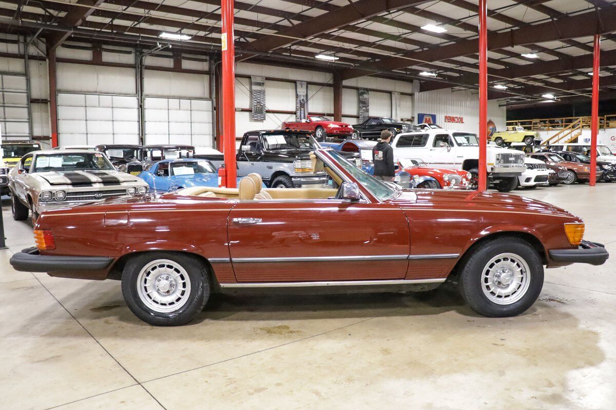 Mercedes-Benz-SL-Class-Cabriolet-1980-Red-Tan-209997-9