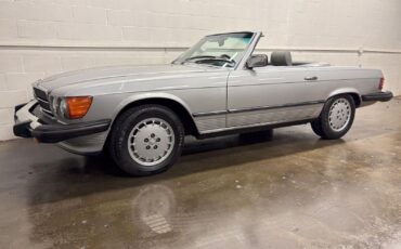 Mercedes-Benz-SL-Class-Cabriolet-1980-Silver-Gray-120062-1