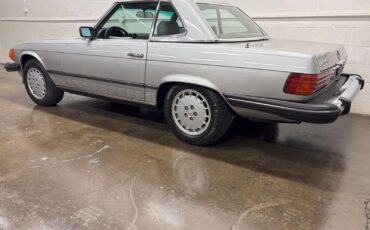 Mercedes-Benz-SL-Class-Cabriolet-1980-Silver-Gray-120062-14