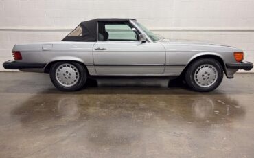 Mercedes-Benz-SL-Class-Cabriolet-1980-Silver-Gray-120062-31