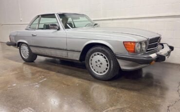 Mercedes-Benz-SL-Class-Cabriolet-1980-Silver-Gray-120062-38