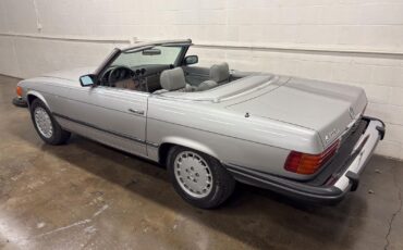 Mercedes-Benz-SL-Class-Cabriolet-1980-Silver-Gray-120062-5