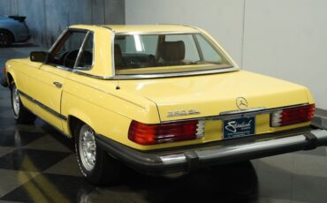 Mercedes-Benz-SL-Class-Cabriolet-1982-Yellow-Sand-Beige-83424-7