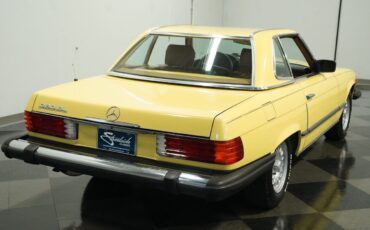 Mercedes-Benz-SL-Class-Cabriolet-1982-Yellow-Sand-Beige-83424-9