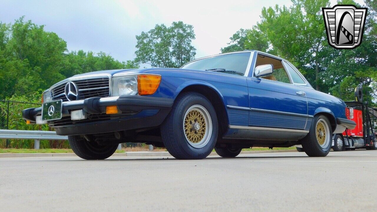 Mercedes-Benz-SL-Class-Cabriolet-1983-Blue-Tan-219534-5