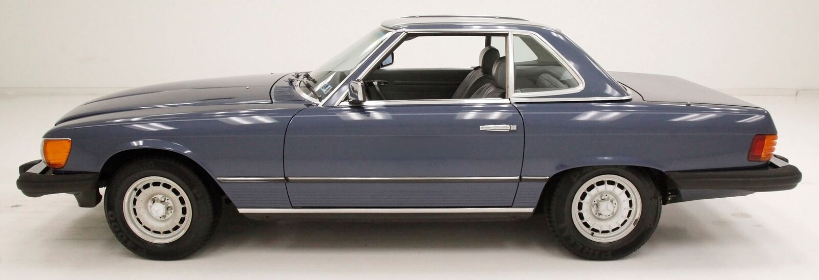 Mercedes-Benz-SL-Class-Cabriolet-1984-Blue-Gray-114405-3