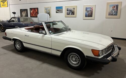 Mercedes-Benz-SL-Class-Cabriolet-1984-White-Burgundy-75573-10