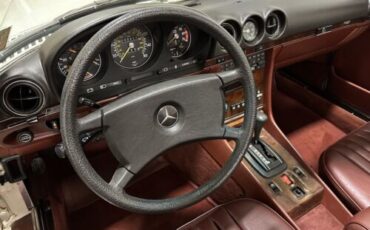 Mercedes-Benz-SL-Class-Cabriolet-1984-White-Burgundy-75573-12