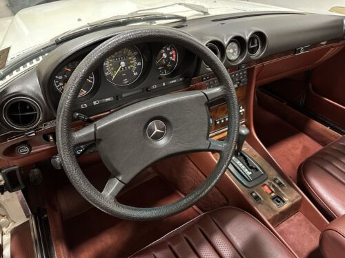 Mercedes-Benz-SL-Class-Cabriolet-1984-White-Burgundy-75573-12