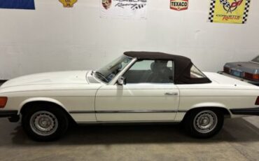 Mercedes-Benz-SL-Class-Cabriolet-1984-White-Burgundy-75573-3