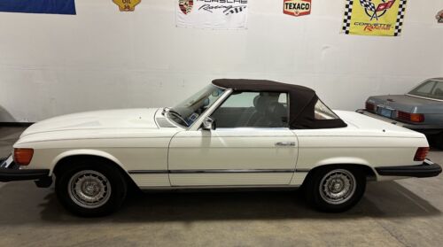 Mercedes-Benz-SL-Class-Cabriolet-1984-White-Burgundy-75573-3