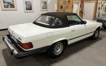 Mercedes-Benz-SL-Class-Cabriolet-1984-White-Burgundy-75573-7