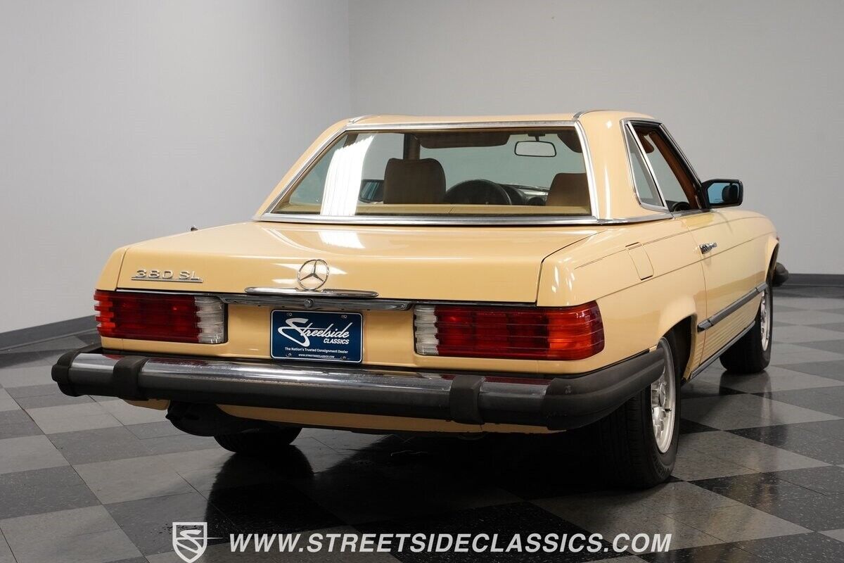 Mercedes-Benz-SL-Class-Cabriolet-1984-Yellow-Tan-124539-11