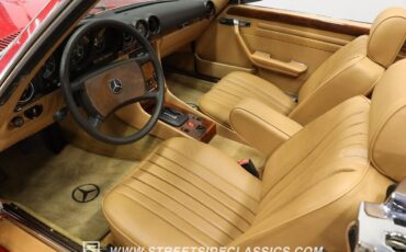 Mercedes-Benz-SL-Class-Cabriolet-1985-Red-Java-133033-4