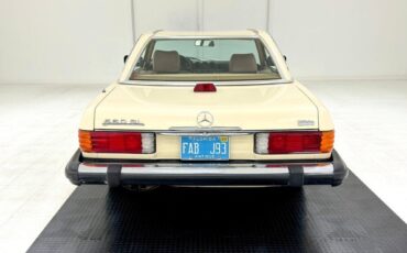 Mercedes-Benz-SL-Class-Cabriolet-1986-Light-Ivory-Saddle-181099-3