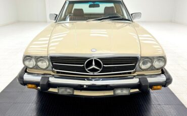 Mercedes-Benz-SL-Class-Cabriolet-1986-Light-Ivory-Saddle-181099-7