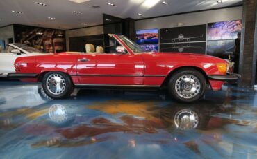 Mercedes-Benz-SL-Class-Cabriolet-1986-Red-Creme-Beige-174557-11