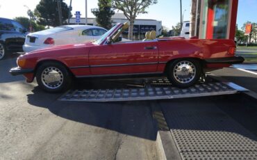 Mercedes-Benz-SL-Class-Cabriolet-1986-Red-Creme-Beige-174557-4