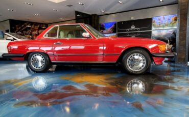 Mercedes-Benz-SL-Class-Cabriolet-1986-Red-Creme-Beige-174557-9