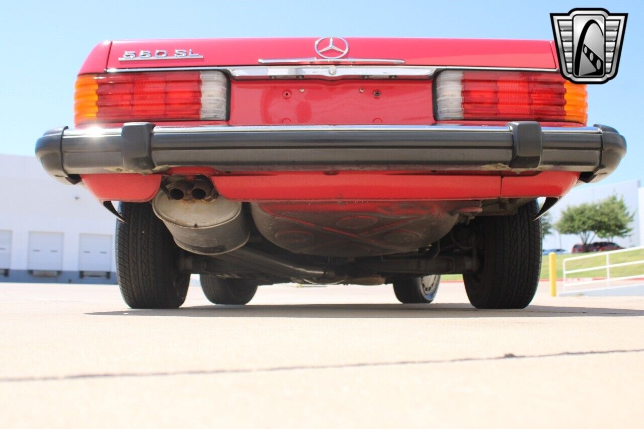 Mercedes-Benz-SL-Class-Cabriolet-1986-Red-Tan-132111-7