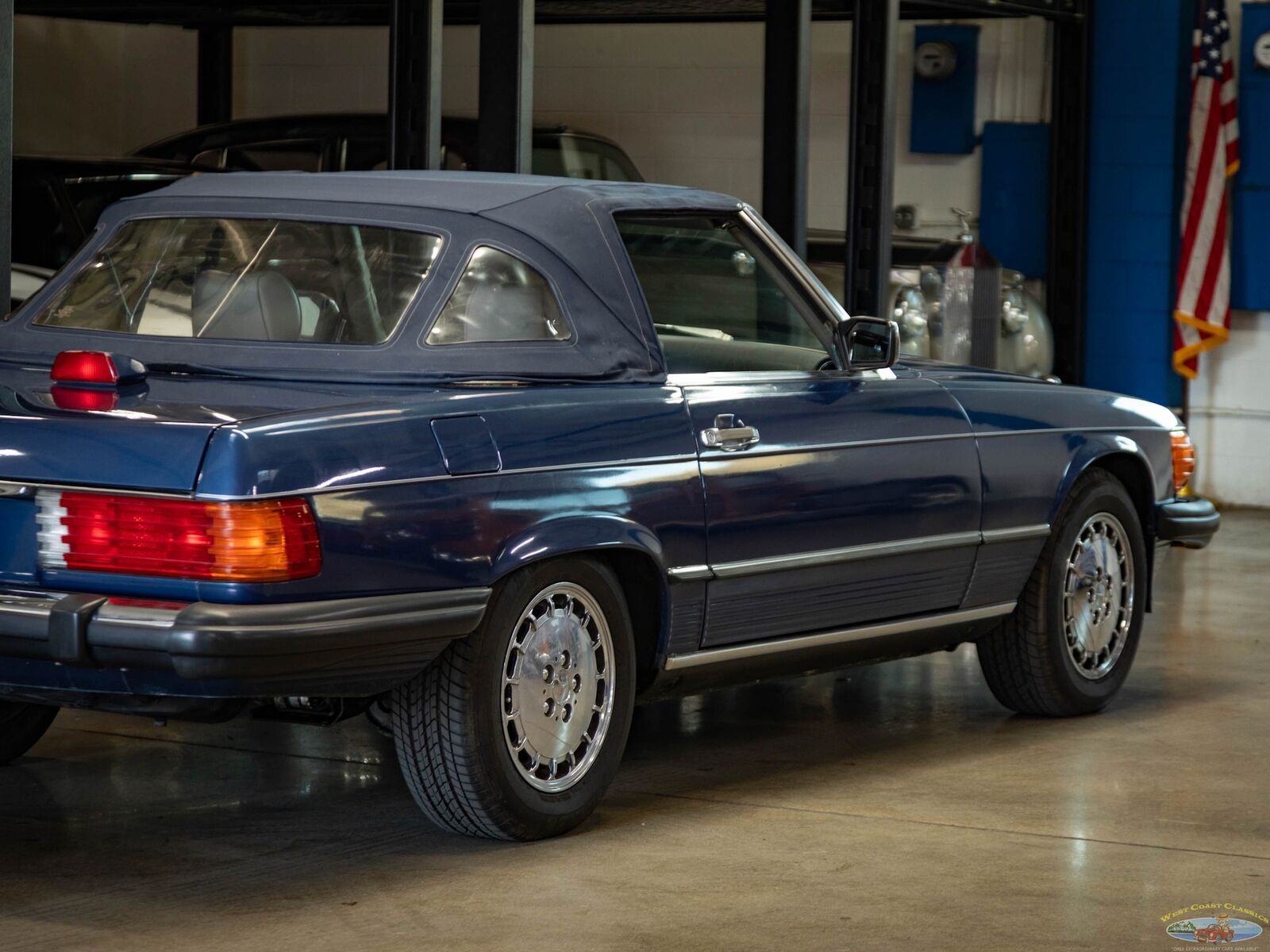 Mercedes-Benz-SL-Class-Cabriolet-1987-Blue-Blue-91853-25