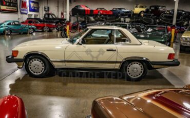 Mercedes-Benz-SL-Class-Cabriolet-1987-Cream-Tan-143438-10