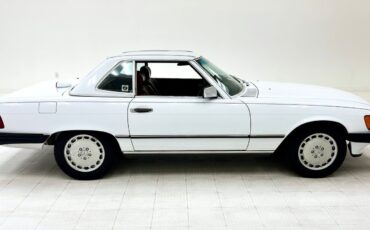 Mercedes-Benz-SL-Class-Cabriolet-1987-White-Burgundy-139446-5