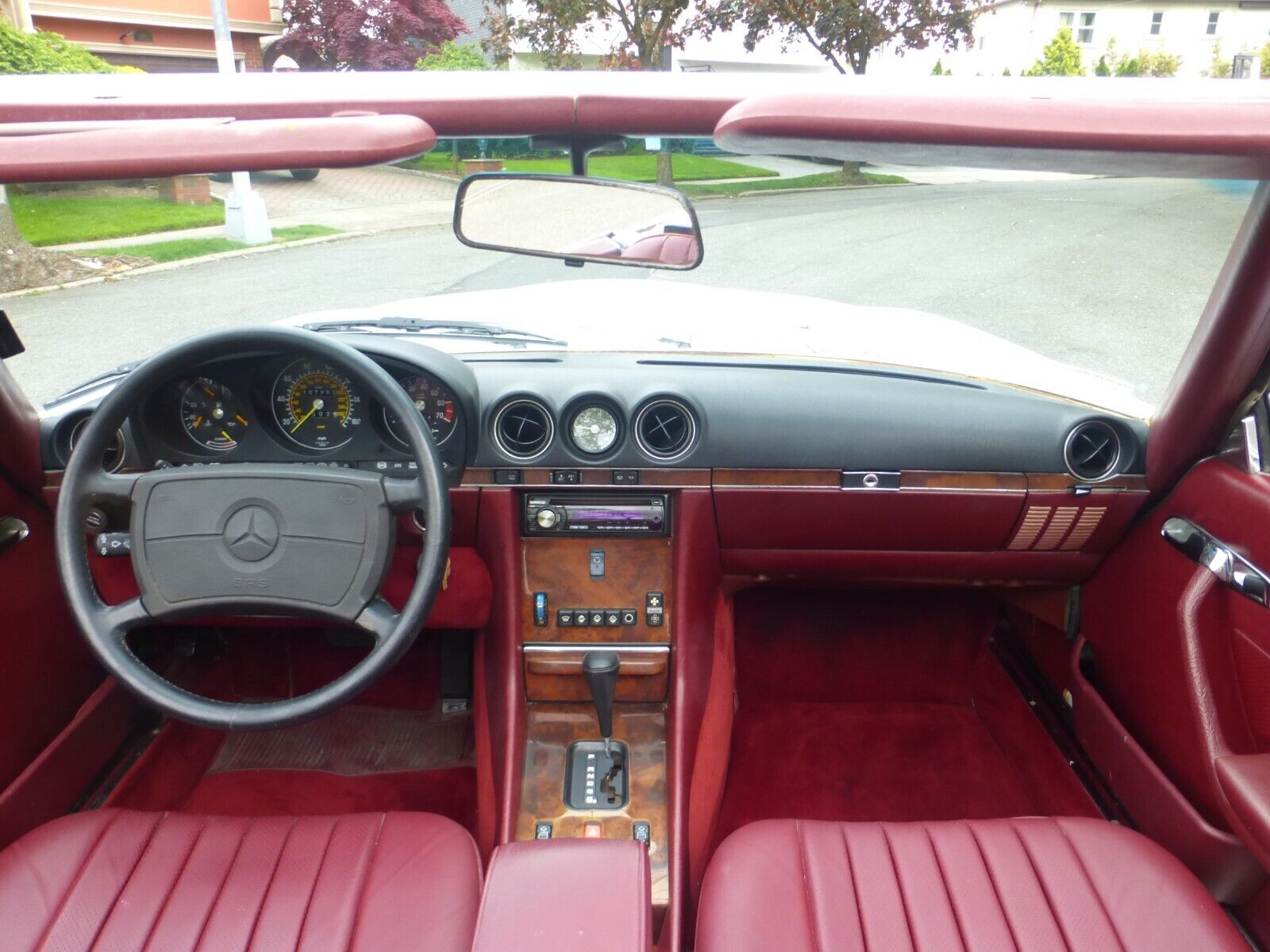 Mercedes-Benz-SL-Class-Cabriolet-1988-White-Red-172940-14