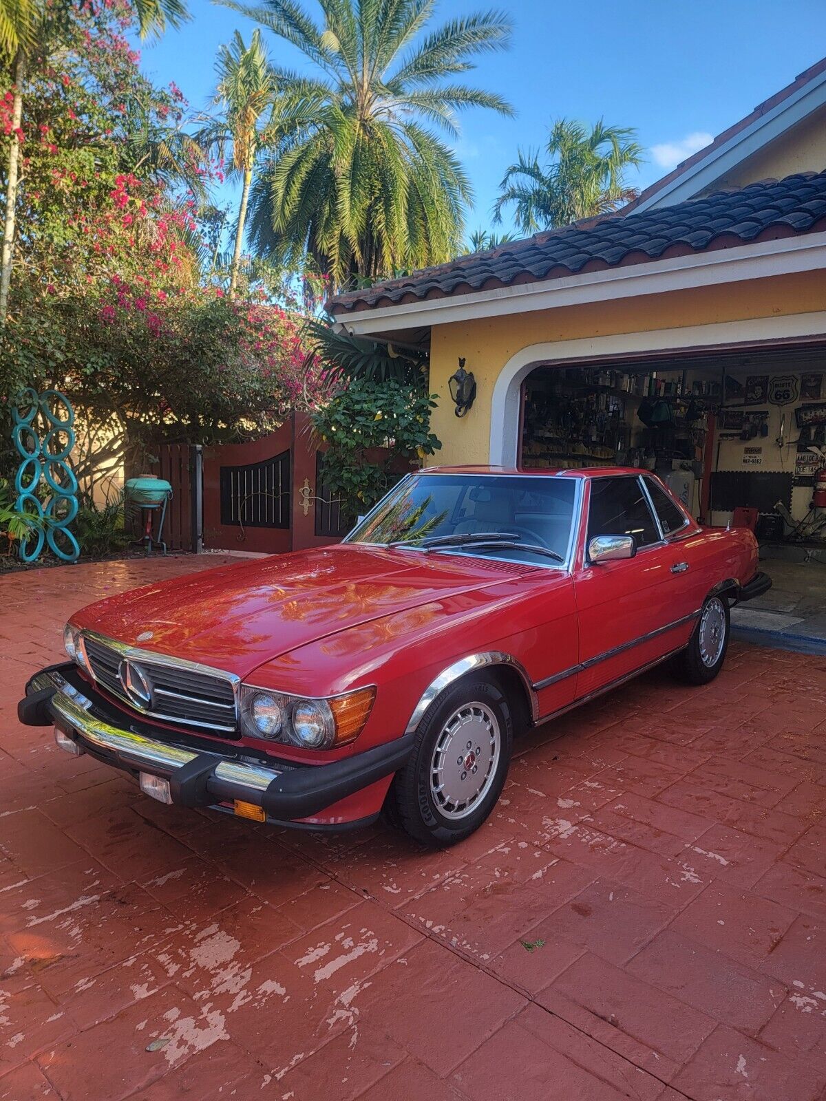 Mercedes-Benz-SL-Class-Cabriolet-1989-Red-Tan-225308-2