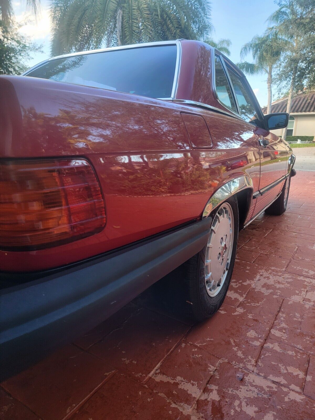 Mercedes-Benz-SL-Class-Cabriolet-1989-Red-Tan-225308-5