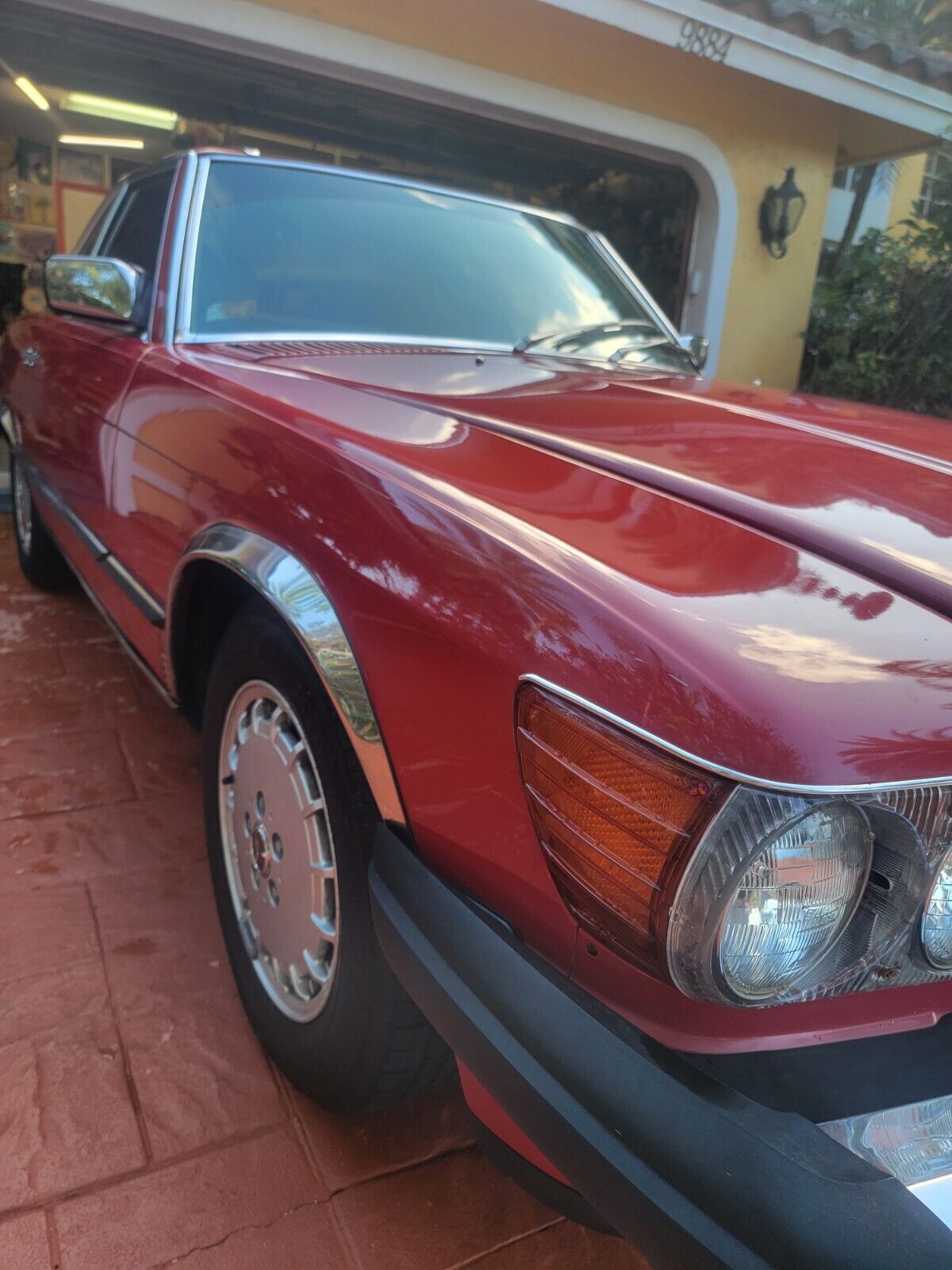 Mercedes-Benz-SL-Class-Cabriolet-1989-Red-Tan-225308-7