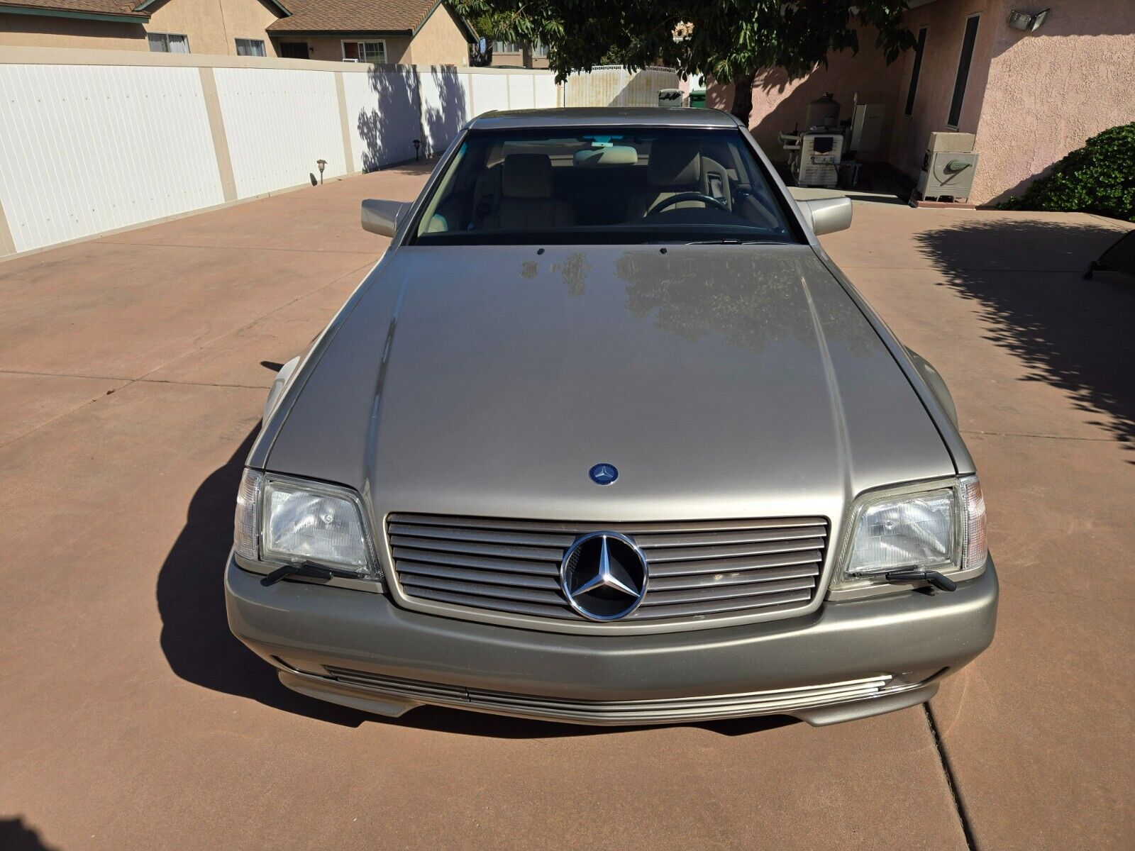 Mercedes-Benz-SL-Class-Cabriolet-1995-Smoke-Silver-Tan-104607-2